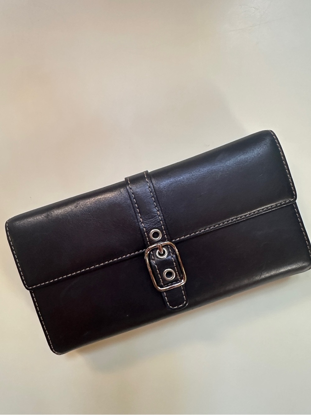 Coach Black Leather Buckle Continental Wallet